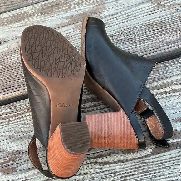 Clarks Black Mules with Decorative Lace Details - Picture 7 of 8